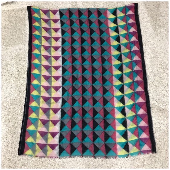 Anthro “Bright Borders Scarf” by Emma Carlsen - Picture 7 of 9